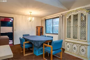 6170 SW Cherryhill Dr, Beaverton, OR 97008 - Photo 18