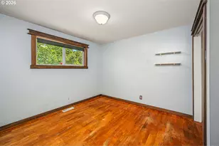 260 35th St, Springfield, OR 97478 - Photo 10