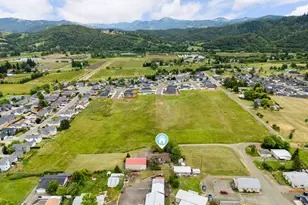 10 SE Kegler Ave, Winston, OR 97496 - Photo 46