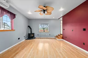 10 SE Kegler Ave, Winston, OR 97496 - Photo 18