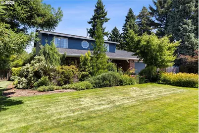 339 NE South Shore Rd, Portland, OR 97211 - Photo 32