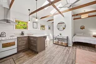 3286 NE Holman St, Portland, OR 97211 - Photo 34