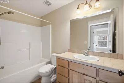 520 Ethan Ct, Springfield, OR 97477 - Photo 32