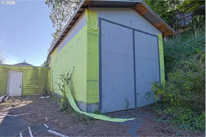 1731 S 20th St, Coos Bay, OR 97420 - Photo 6