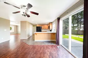 17302 NE 2nd Loop, Vancouver, WA 98684 - Photo 10