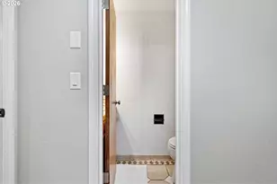 2785 Alyndale Dr, Eugene, OR 97404 - Photo 40