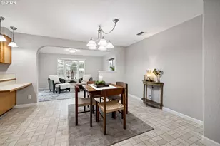 2785 Alyndale Dr, Eugene, OR 97404 - Photo 12