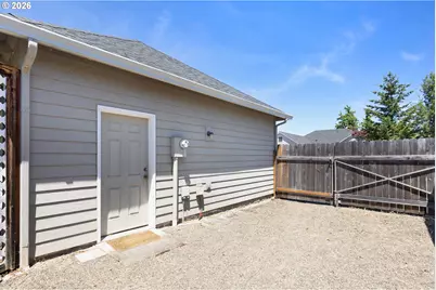 147 Wingfoot Ct, Winchester, OR 97495 - Photo 36