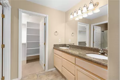 147 Wingfoot Ct, Winchester, OR 97495 - Photo 20
