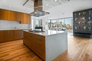 1930 S River Dr, Portland, OR 97201 - Photo 2