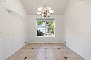 4385 Berry Ln, Eugene, OR 97404 - Photo 12