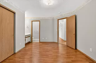 2008 SE 143rd Ave, Portland, OR 97233 - Photo 18