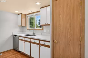 2008 SE 143rd Ave, Portland, OR 97233 - Photo 20