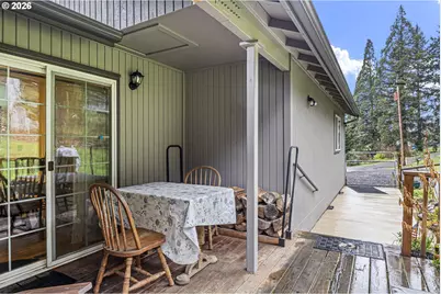 106 Odille Ct, Glide, OR 97443 - Photo 36