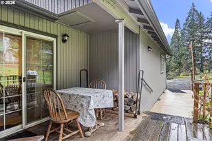 106 Odille Ct, Glide, OR 97443 - Photo 36