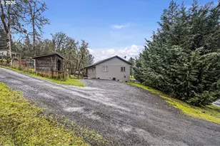 106 Odille Ct, Glide, OR 97443 - Photo 42