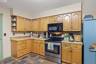 106 Odille Ct, Glide, OR 97443 - Photo 12