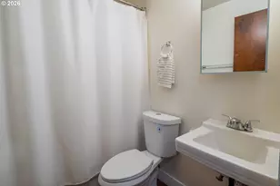 495 W 27th Ave, Eugene, OR 97405 - Photo 38