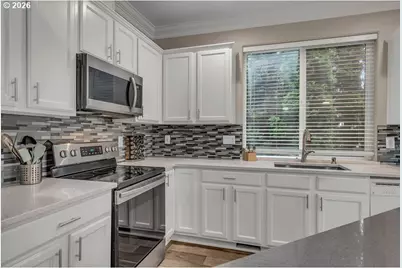 1422 SW Bella Ter, Beaverton, OR 97003 - Photo 8