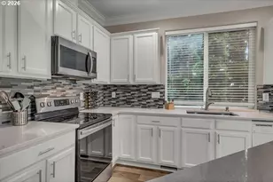 1422 SW Bella Terrace, Beaverton, OR 97003 - Photo 8
