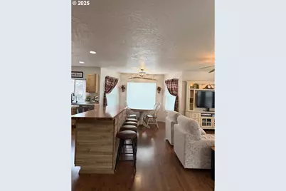 863 W Hartley Ave, Hermiston, OR 97838 - Photo 6