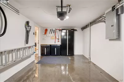 8108 SW 9th Ave, Portland, OR 97219 - Photo 34
