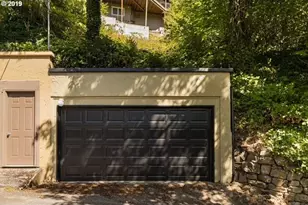 2724 NW Imperial Terrace, Portland, OR 97210 - Photo 12