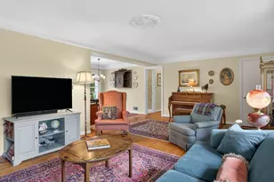 5025 SW Vermont St, Portland, OR 97219 - Photo 8