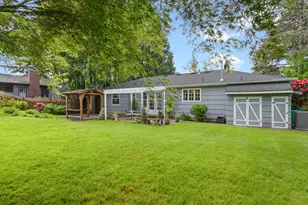 5025 SW Vermont St, Portland, OR 97219 - Photo 30