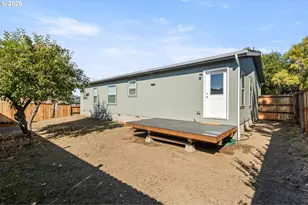 271 SE Robinson St, Winston, OR 97496 - Photo 44