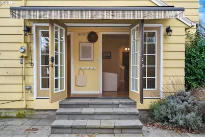 1845 NE Tillamook St, Portland, OR 97212 - Photo 36