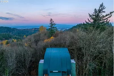 216 NW Royal Blvd, Portland, OR 97210 - Photo 8