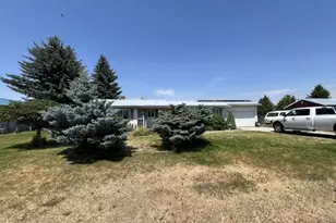 103 Hyland Dr, Enterprise, OR 97828 - Photo 2