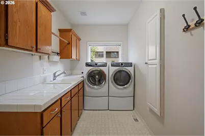 16750 SW Springwater Ln, Beaverton, OR 97006 - Photo 28