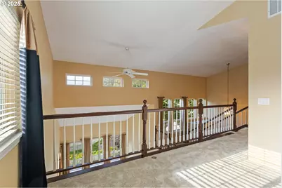 660 Jade St, Sutherlin, OR 97479 - Photo 32