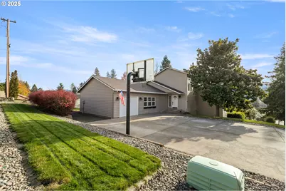 660 Jade St, Sutherlin, OR 97479 - Photo 46