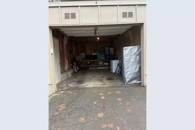 422 Stonewood Dr, Eugene, OR 97405 - Photo 36