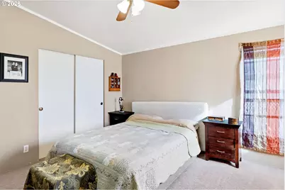 1000 S McKern Ct, Newberg, OR 97132 - Photo 16