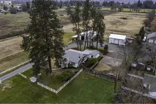 408 Oak Grove Rd, Medford, OR 97501 - Photo 24