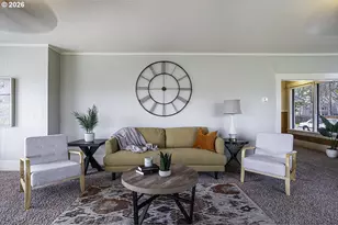 408 Oak Grove Rd, Medford, OR 97501 - Photo 12