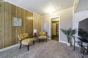 408 Oak Grove Rd, Medford, OR 97501 - Photo 16