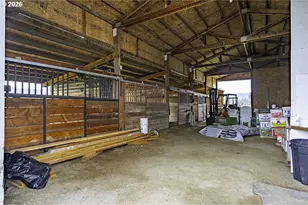 408 Oak Grove Rd, Medford, OR 97501 - Photo 26