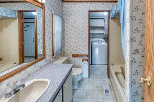 301 E Columbia Dr, Newberg, OR 97132 - Photo 26