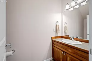 1401 Ranier Loop NW, Salem, OR 97304 - Photo 22