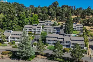 11 NW Mountain View Dr, Roseburg, OR 97471 - Photo 42