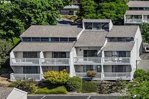 11 NW Mountain View Dr, Roseburg, OR 97471 - Photo 1