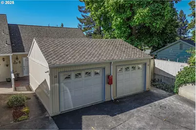 11 NW Mountain View Dr, Roseburg, OR 97471 - Photo 36