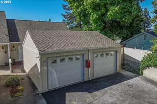 11 NW Mountain View Dr, Roseburg, OR 97471 - Photo 36