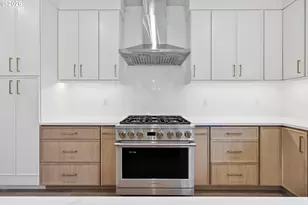 8055 SW Winchester Way, Wilsonville, OR 97070 - Photo 12