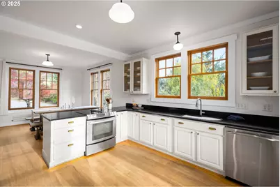 33336 Crown Point Dr, Warren, OR 97053 - Photo 16